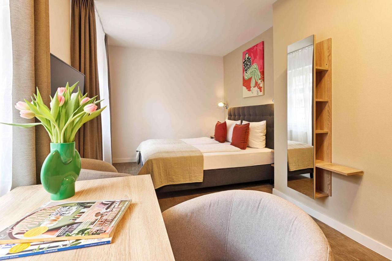 Hotel Zur Stadt Mainz In Wuerzburger Innenstadt Exteriör bild